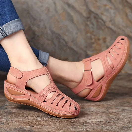 Sandale për femra Këpucë të reja verore Woman Plus Size 44 Taka Sandale për Wedges Chaussure Femme Casual Gladiator Platforma Këpucë Talon