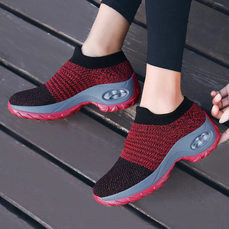 Women's Casual Sports Socks Sneakers Fashionable Thick Sole Air Cushion