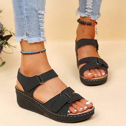 New Fashion Non Slip Beach Shoes Woman Lightweight Casual Platform Sandalias Mujer Plus Size